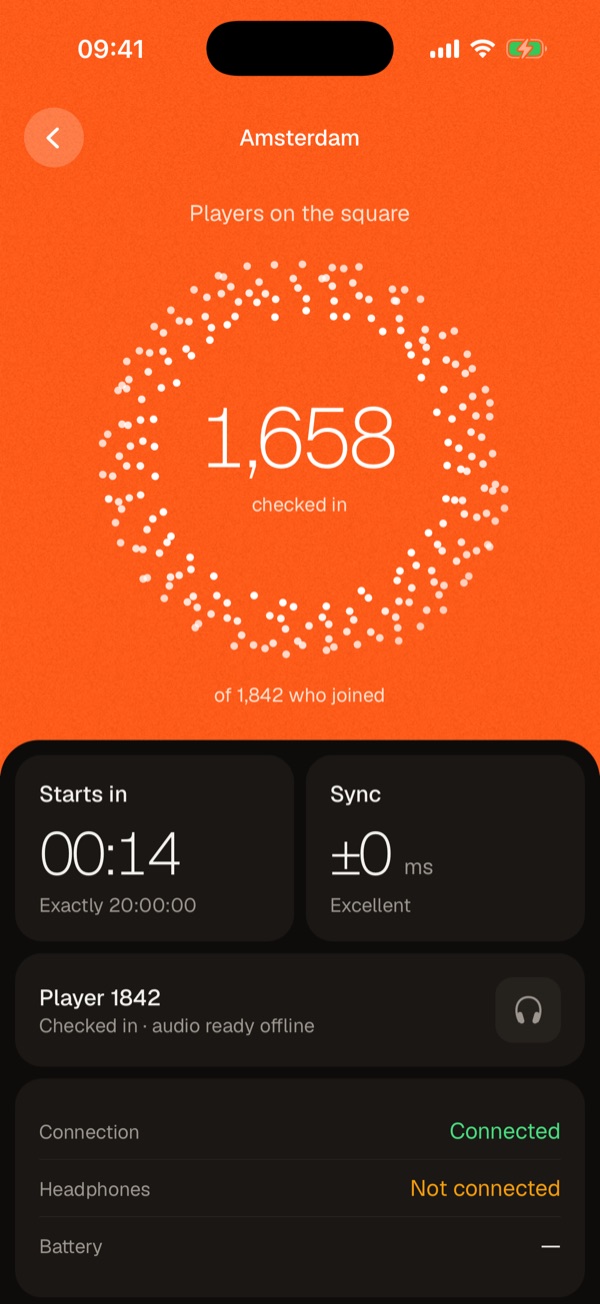 The orange lobby showing 1,658 players checked in on the square and a 14 second countdown